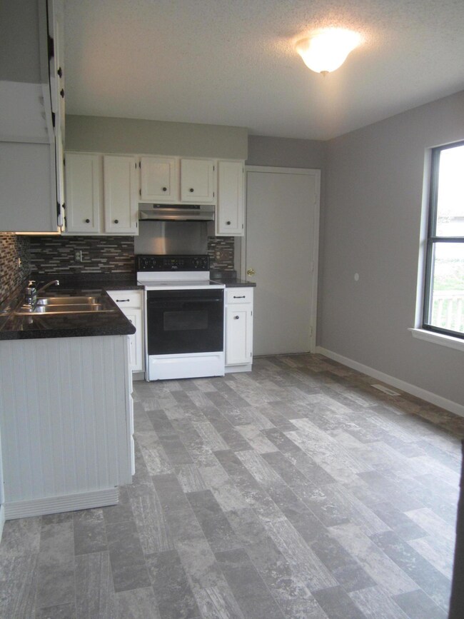 Kitchen/Dining