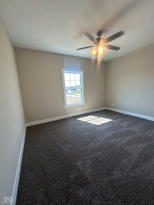 106 Red Oak Ln, Covington, IN 47932 - photo 5