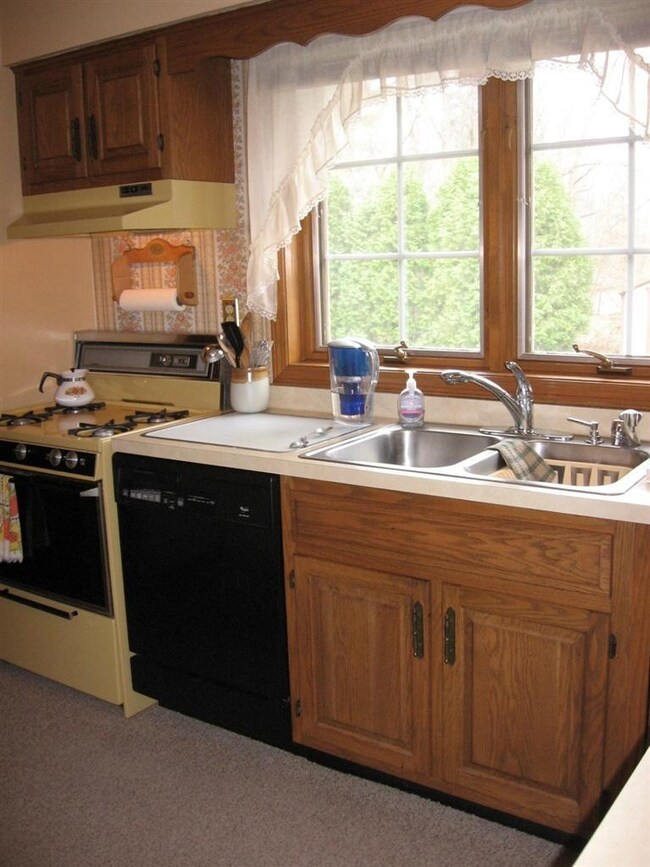 3996 N 600 W, La Porte, IN 46350 - photo 7