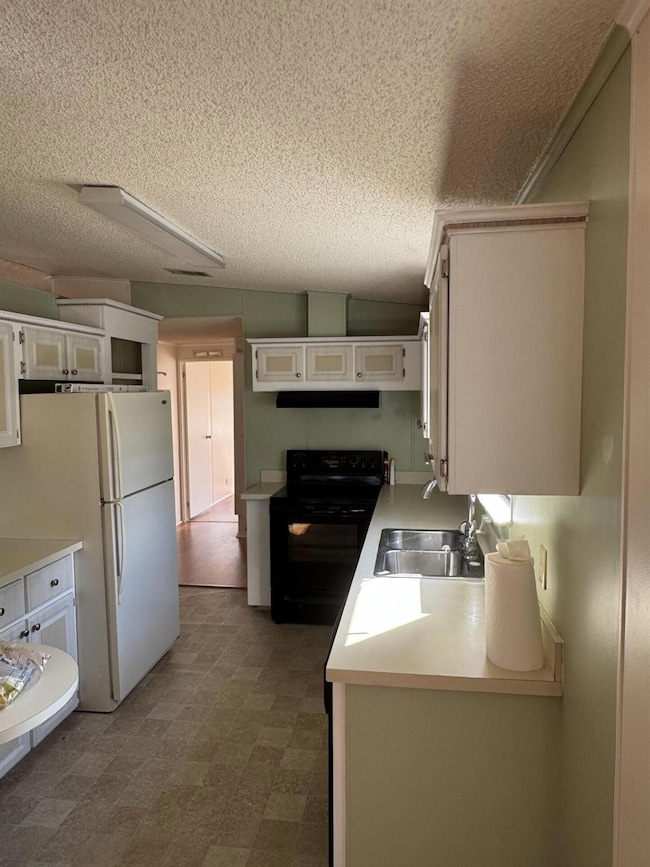 13998 Encantardo Cir, Fort Pierce, FL 34951 - photo 4