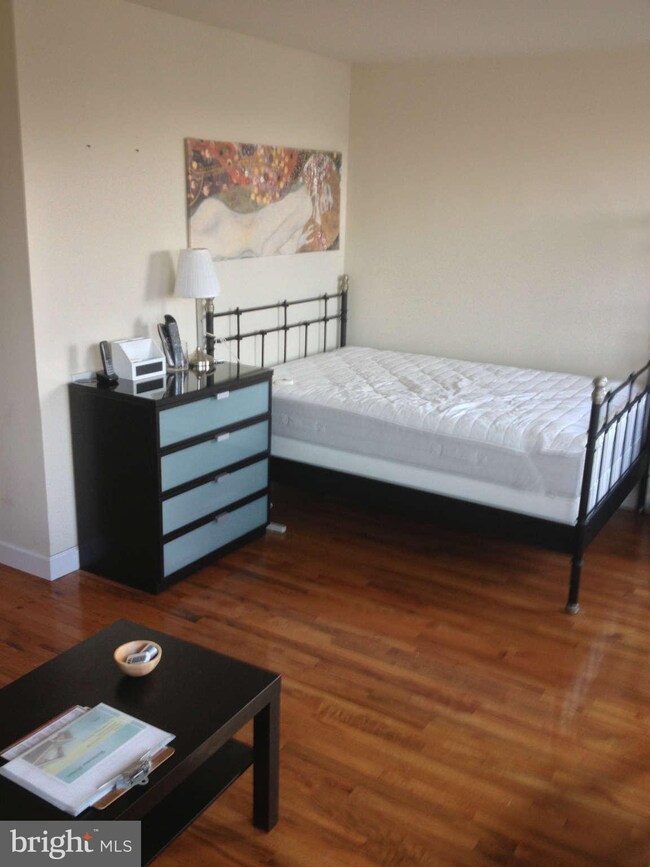 Letterman House unit 704, Washington, DC 20006 - photo 6