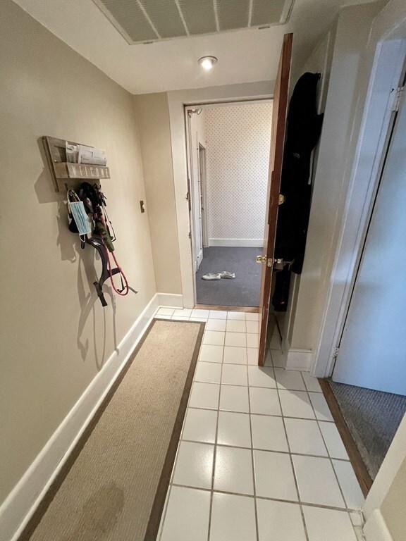 15 Keswick St unit 6, Boston, MA 02215 - photo 7