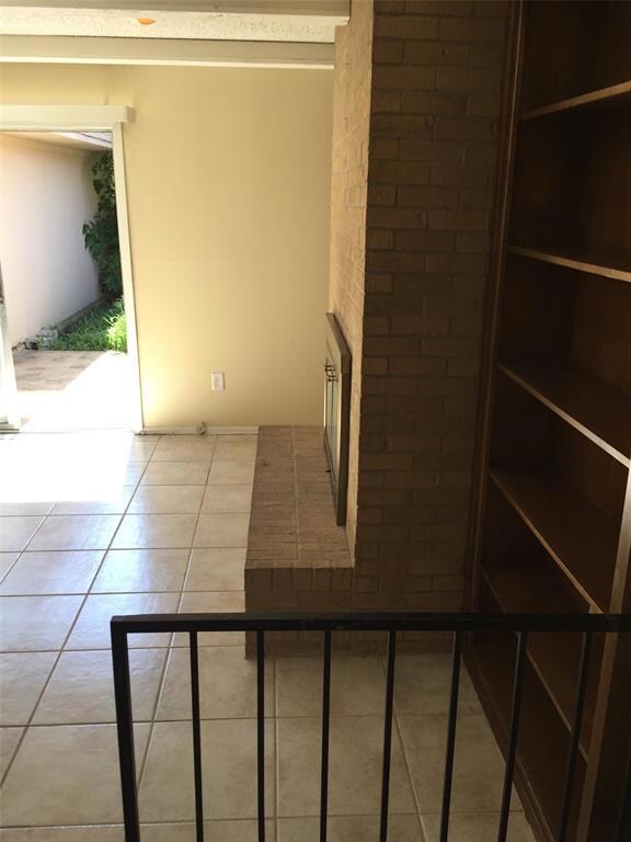 4113 Altamesa Blvd, Fort Worth, TX 76133 - photo 2