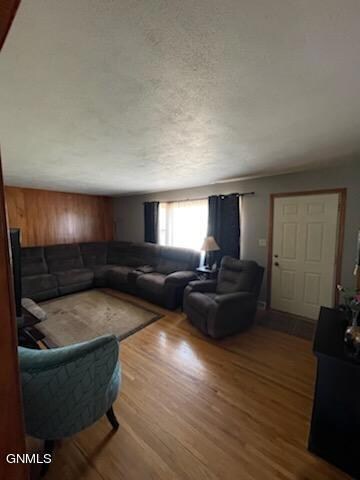 1710 4th Ave NE, Jamestown, ND 58401 - photo 3