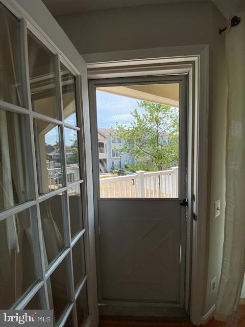 8200 Crossbrook Ct unit 201, Lorton, VA 22079 - photo 7