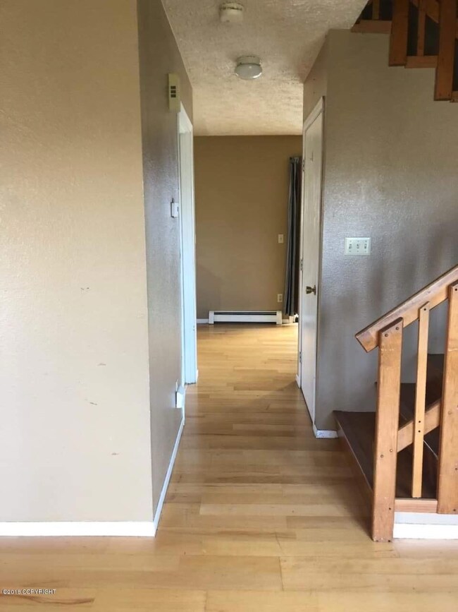 Hallway to Kit/DR/ Deck to Backyard