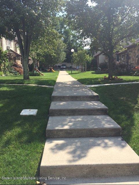 22A Croft Ct, Staten Island, NY 10306 - photo 4