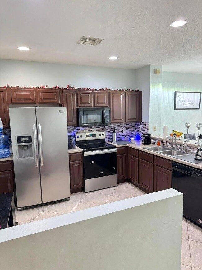 unlisted-address, Boynton Beach, FL 33472 - photo 5