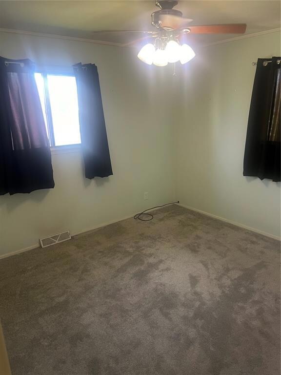 1124 Clifton St NE, Cedar Rapids, IA 52402 - photo 6