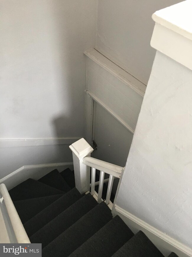 7404 Rhode Island Ave unit 4, College Park, MD 20740 - photo 3