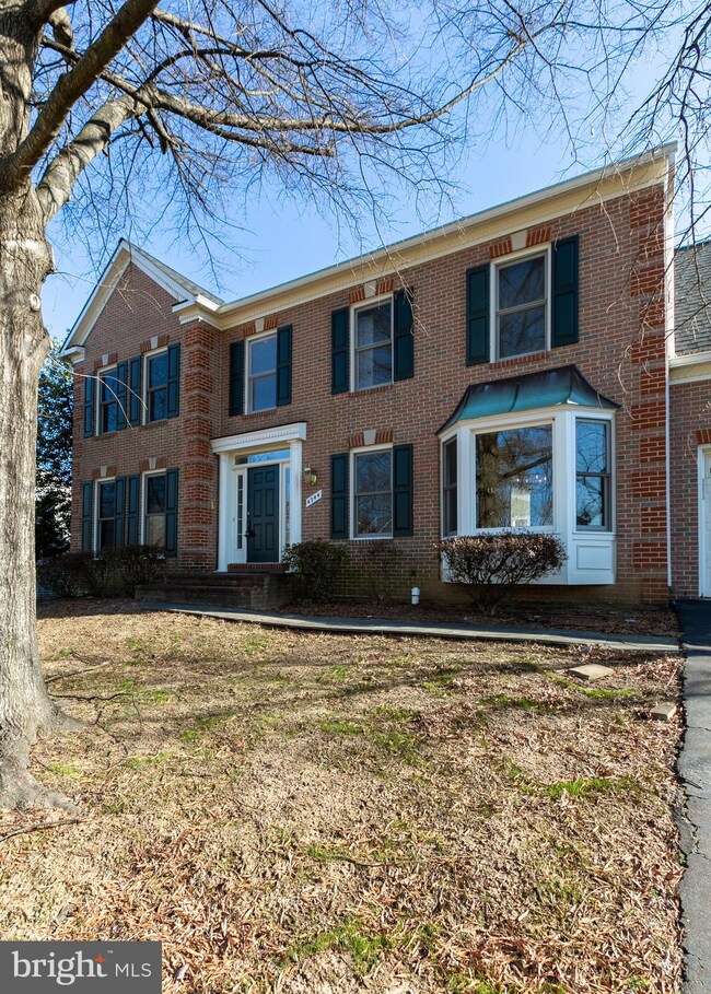 4944 Edge Rock Dr, Chantilly, VA 20151 - photo 3