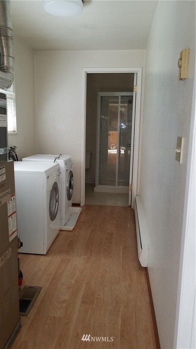 306 105th St SW, Everett, WA 98204 - photo 7