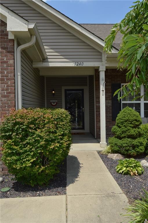 1240 Niagara Ln, Franklin, IN 46131 - photo 4