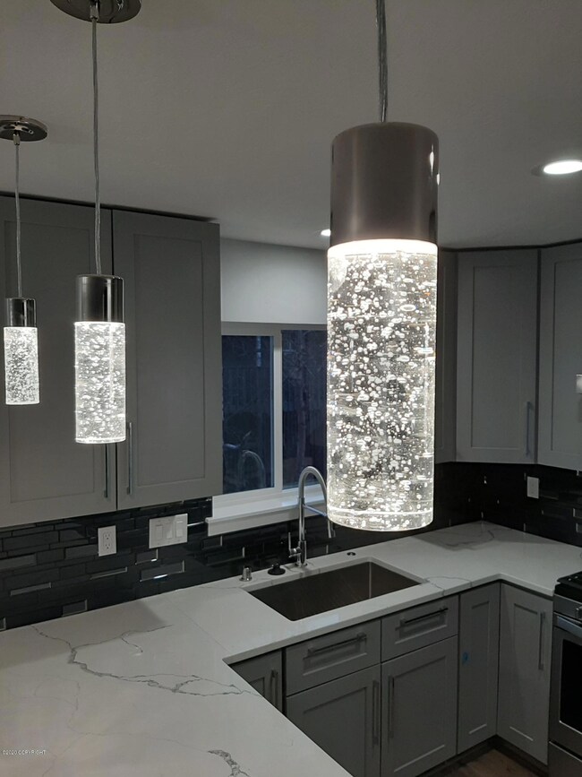 2503 Boniface Pkwy, Anchorage, AK 99504 - photo 3