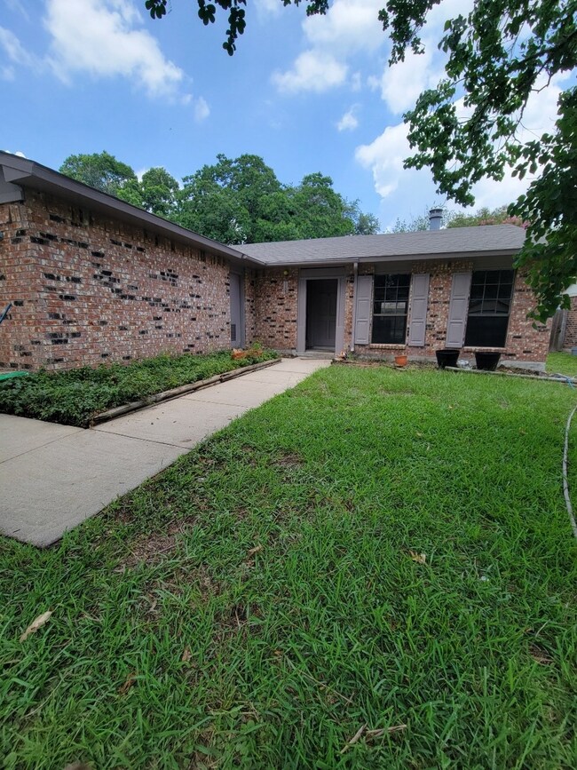 24102 Palo Dura Dr, Hockley, TX 77447 - photo 2