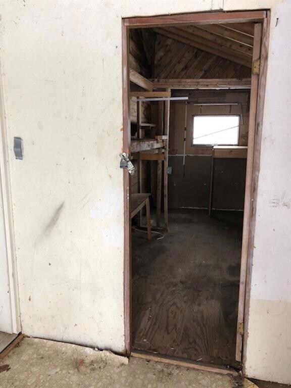 Foyer storage area