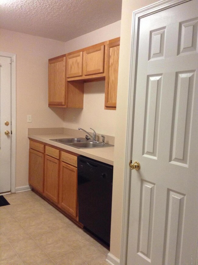 7923 Free Ave, Jacksonville, FL 32211 - photo 4