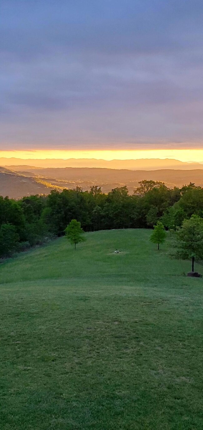 890 Blain Rd Sunset 5