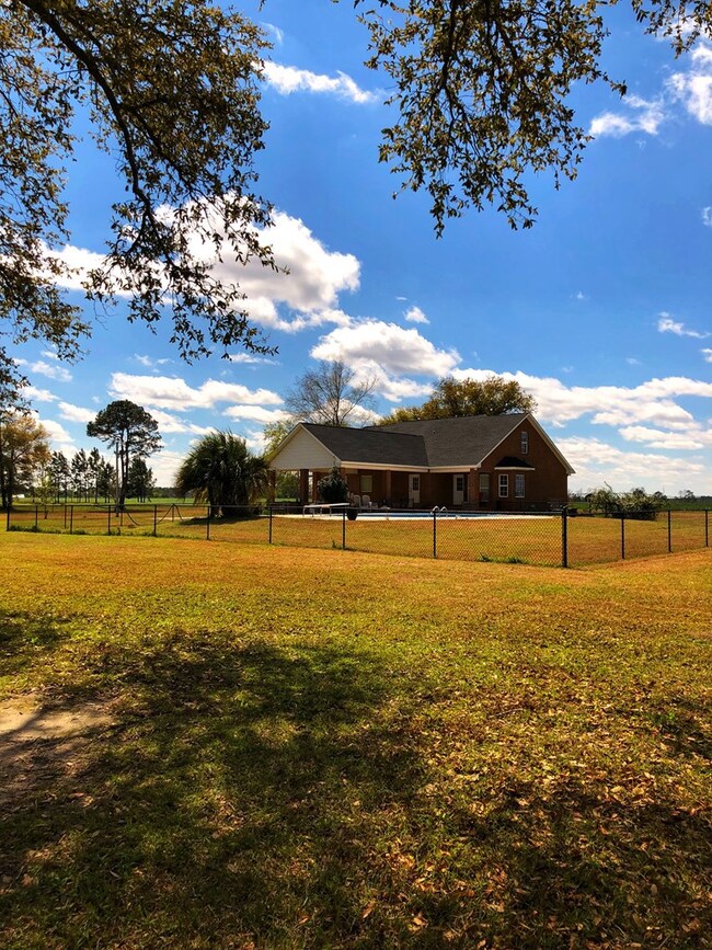 425 Everson Rd, Colquitt, GA 39837 - photo 7