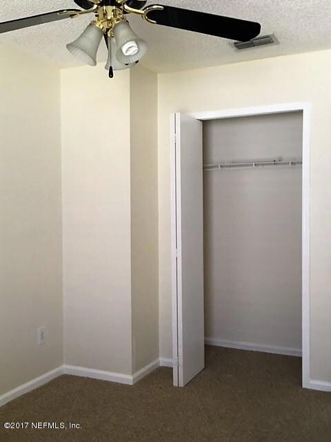 2326 Townsquare Dr, Jacksonville, FL 32216 - photo 4