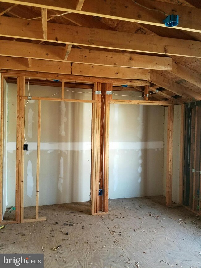 5804 Poplar Ln, Falls Church, VA 22041 - photo 5