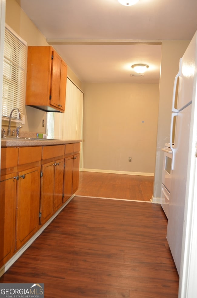 102 Williams St, Warner Robins, GA 31093 - photo 6