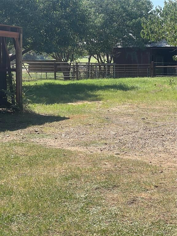 782 County Road 4757, Boyd, TX 76023 - photo 4