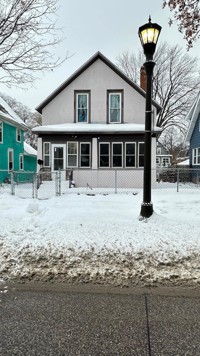 963 3rd St E, Saint Paul, MN 55106 - photo 2