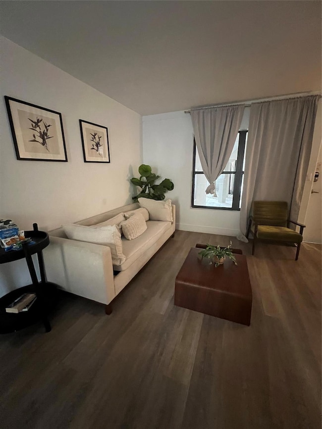 2100 NE 33rd Ave unit 2/2 S, Fort Lauderdale, FL 33305 - photo 2