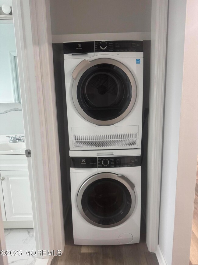 96 East Ave unit 42, Atlantic Highlands, NJ 07716 - photo 7