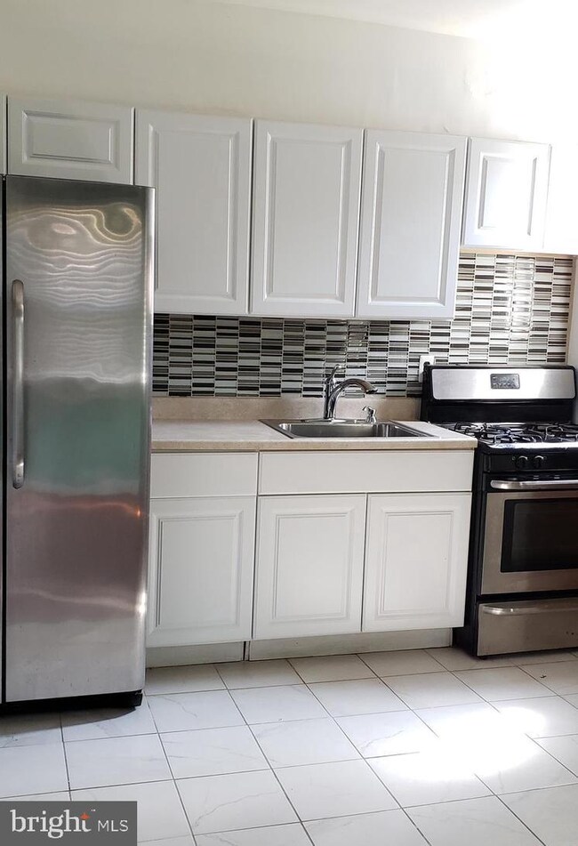 404 Division Ave NE, Washington, DC 20019 - photo 6