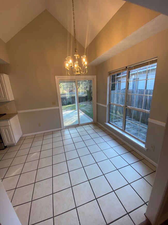 5708 Lakepointe Ln, Columbus, GA 31907 - photo 6