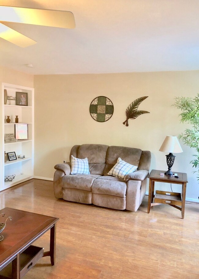 1683 W Sam Houston Pkwy S, Houston, TX 77042 - photo 7