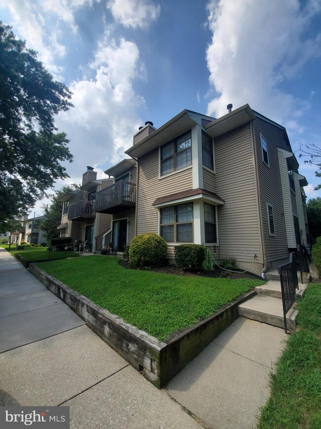 228 Barclay Ct unit 228, West Deptford, NJ 08051 - photo 3