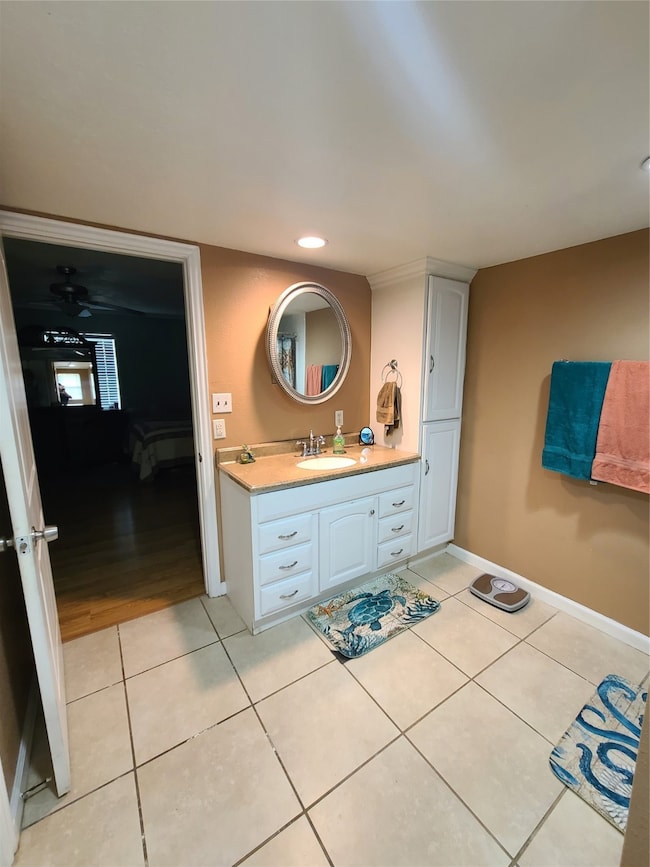 26124 E Holly Ln, Splendora, TX 77372 - photo 7