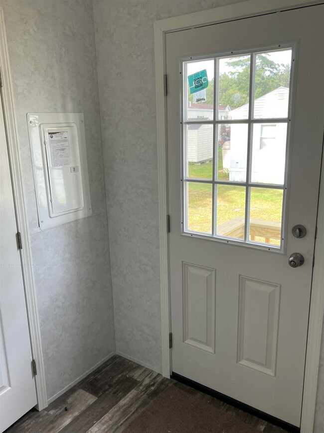 21 Cedar St, Hinsdale, NH 03451 - photo 4