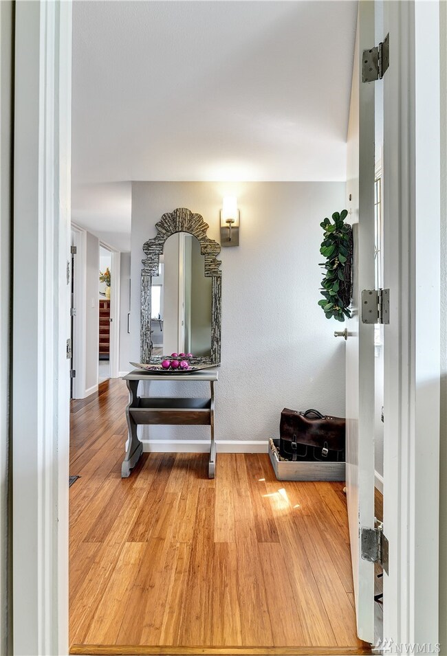 337 3rd Ave S unit 301, Edmonds, WA 98020 - photo 4