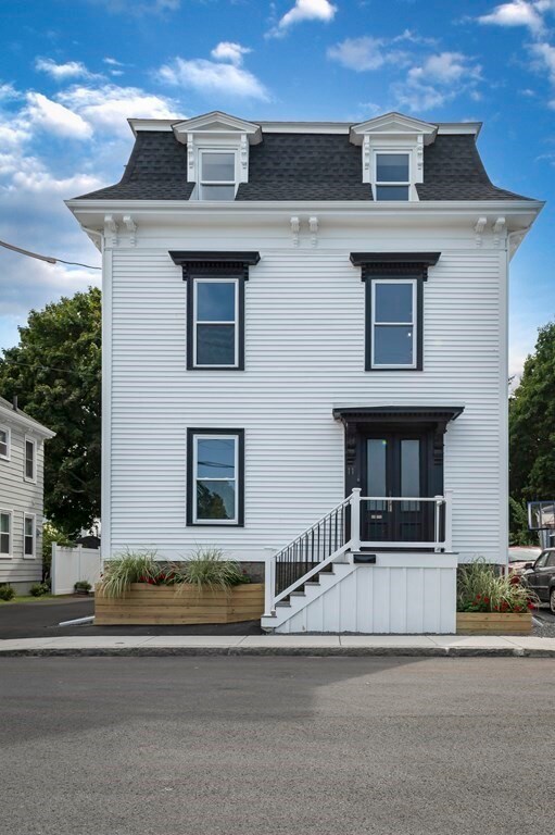 11 Skerry St unit 1, Salem, MA 01970 - photo 2