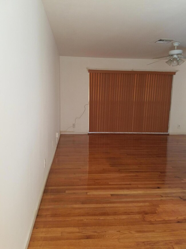 2684 dining