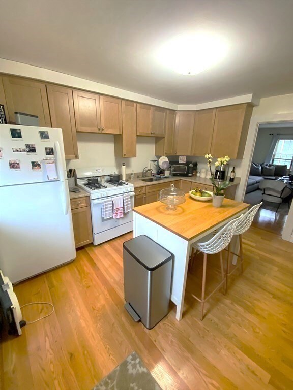 902 Furnace Brook Pkwy unit 2, Quincy, MA 02169 - photo 3
