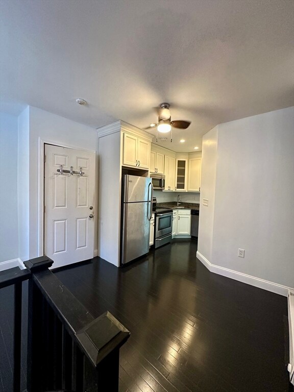 201 Salem St unit 1, Boston, MA 02113 - photo 6