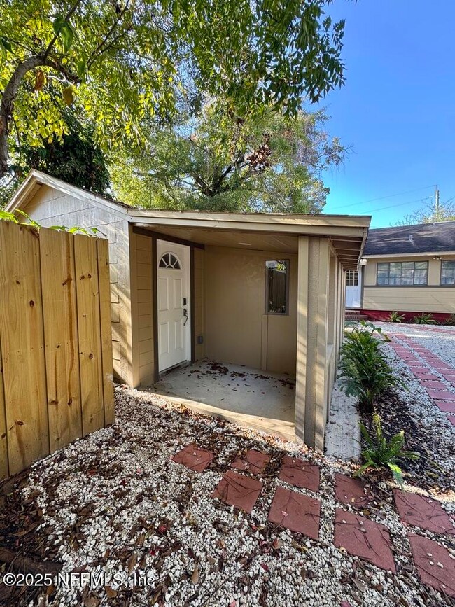 1631 Thacker Ave unit B, Jacksonville, FL 32207 - photo 2