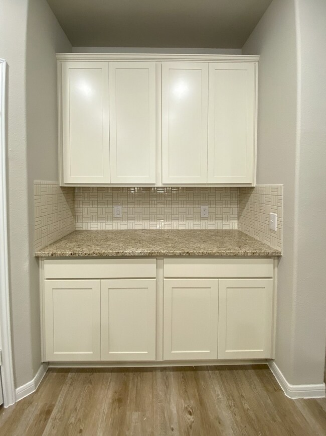 27182 Grey Fox Run, Magnolia, TX 77354 - photo 3