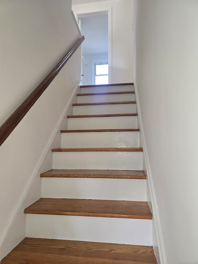 1 Murray Ave, Shelton, CT 06484 - photo 4