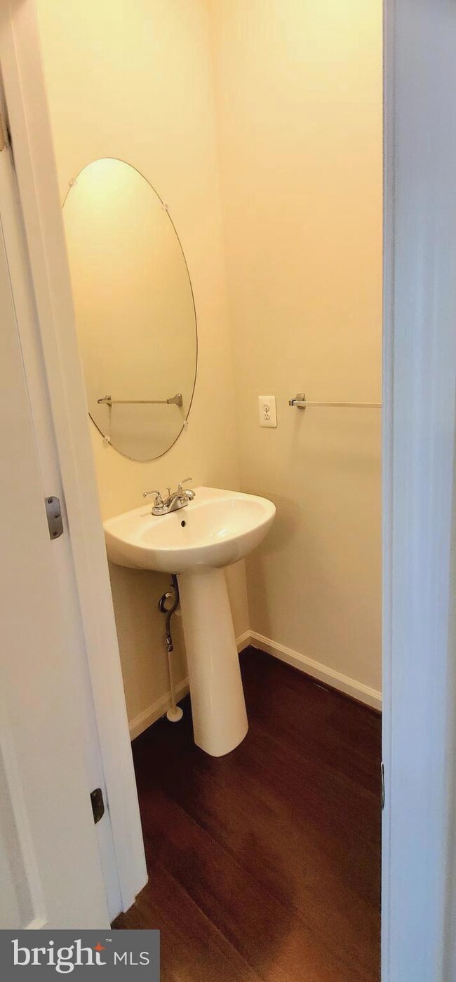 22519 Phillips St, Clarksburg, MD 20871 - photo 7