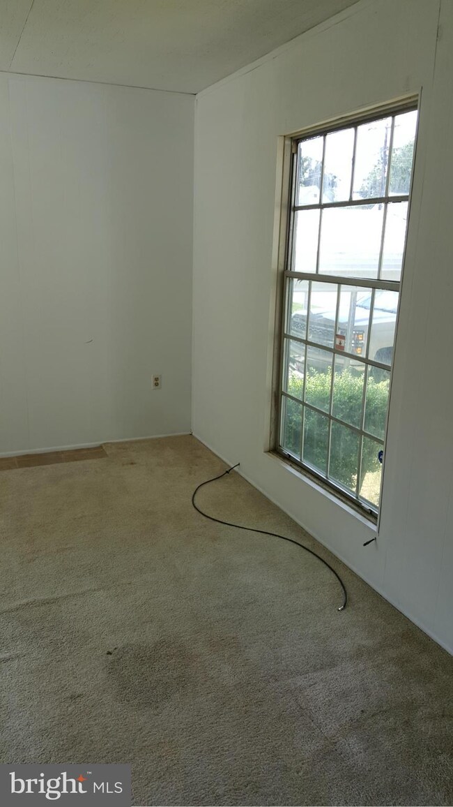 21756 Saratoga Dr, Lexington Park, MD 20653 - photo 6