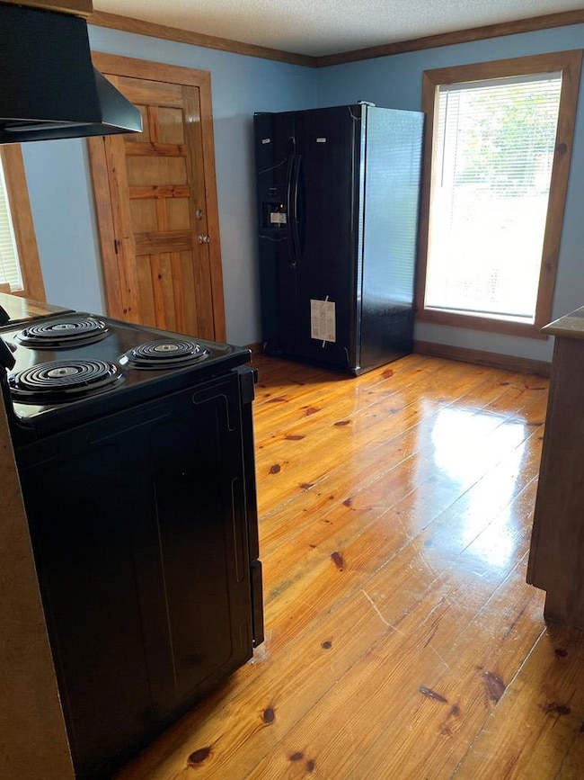 211 Gordon St W, Douglas, GA 31533 - photo 5