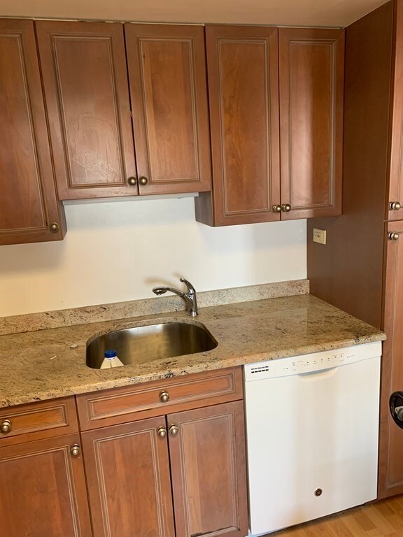 250 Hammond Pond Pkwy unit 812N, Chestnut Hill, MA 02467 - photo 7