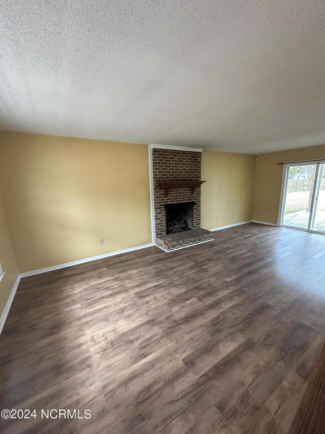 108 Old Post Ct, Jacksonville, NC 28546 - photo 5