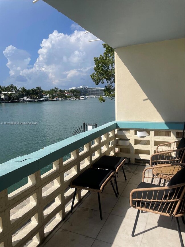 Gardens on the Bay unit 125, Miami Beach, FL 33141 - photo 2